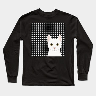 The cute white cat queen is watching you , white and black background pattern Long Sleeve T-Shirt